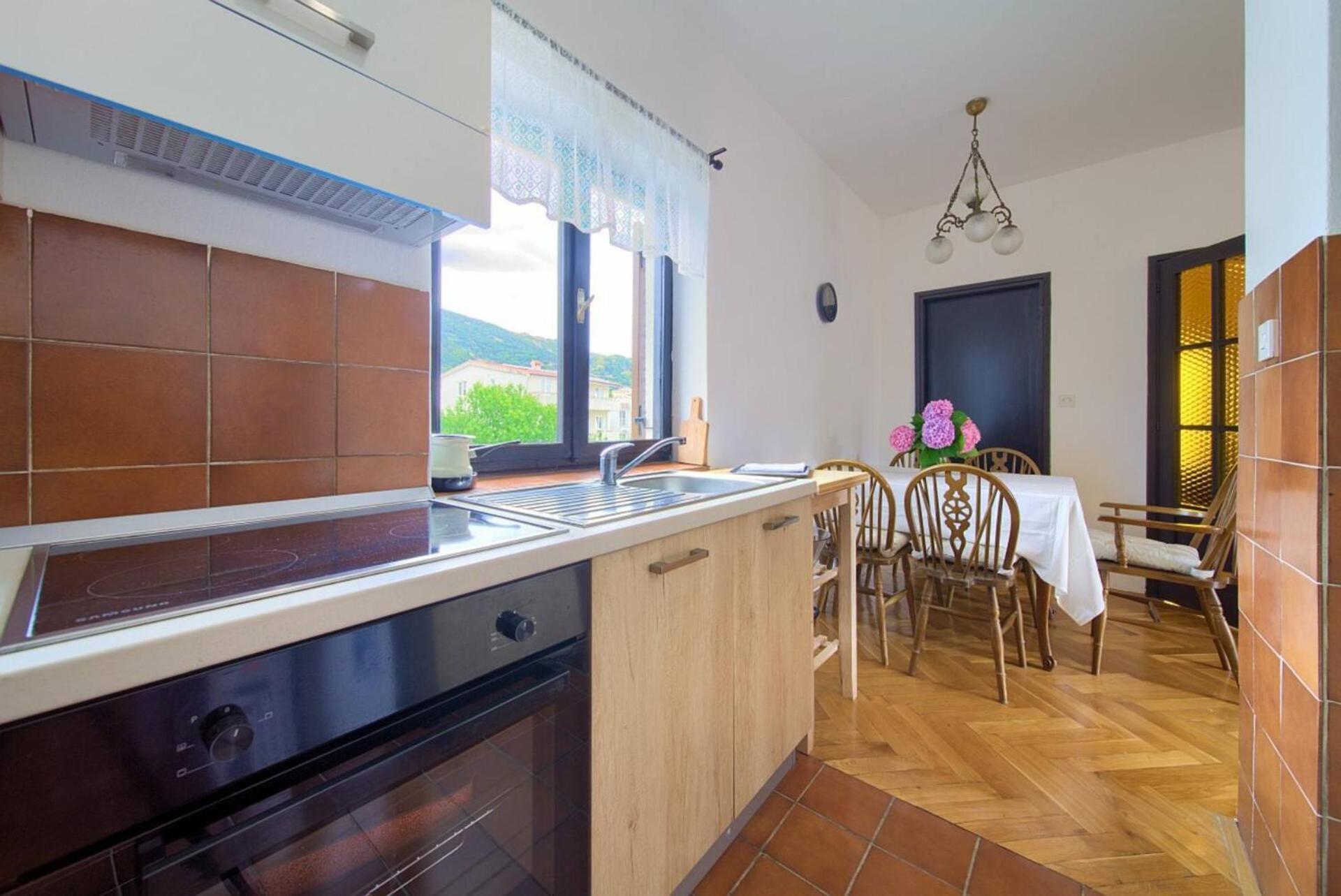 Nana - Guest house Baska (Krk)